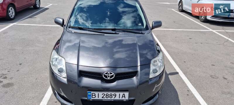 Toyota Auris (2008)
