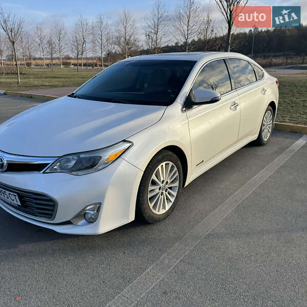Toyota Avalon (2014)