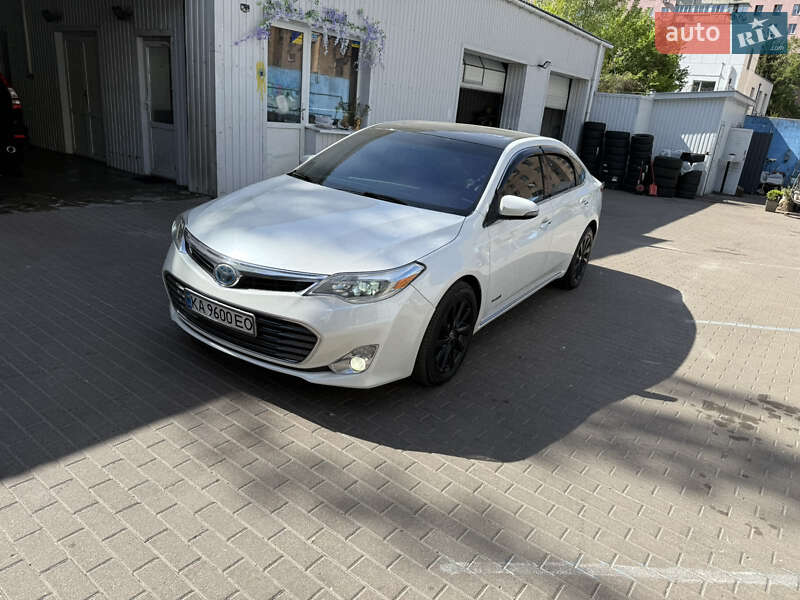 Toyota Avalon (2014)