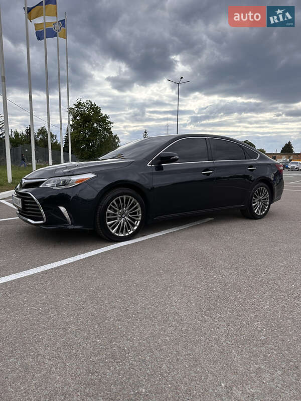 Toyota Avalon (2018)