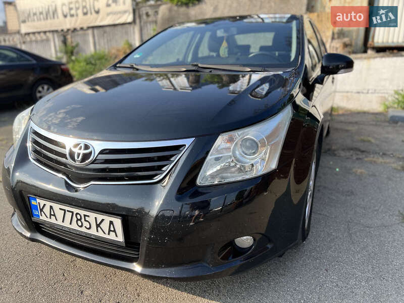 Toyota Avensis (2009)