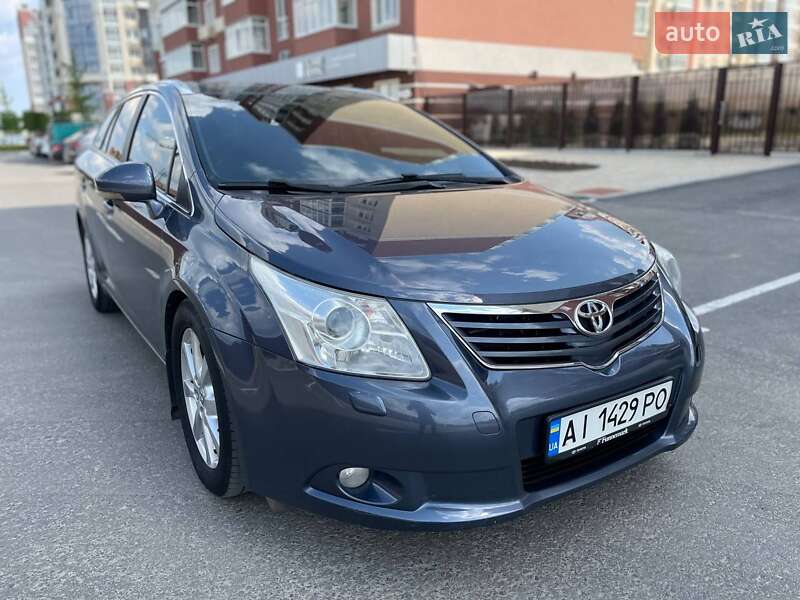 Toyota Avensis (2009)