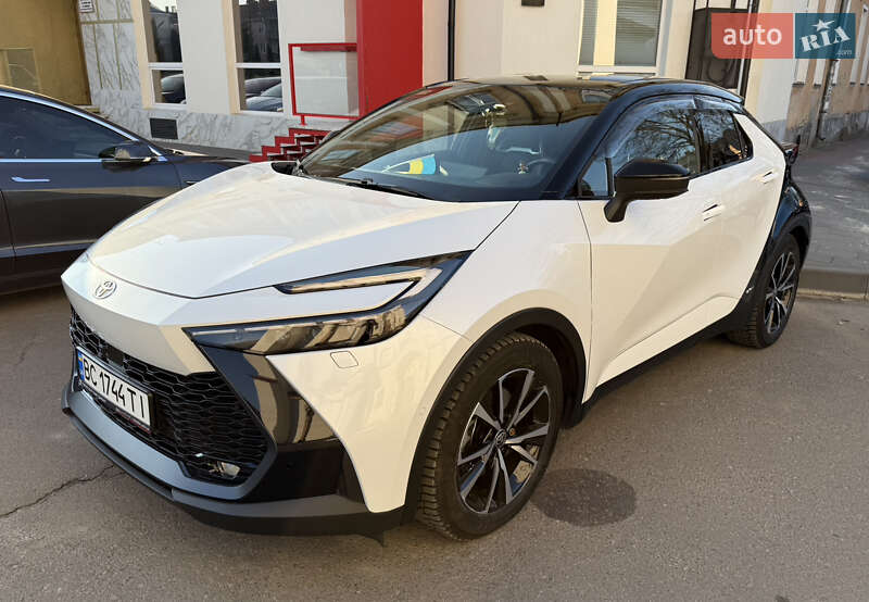 Toyota C-hr (2024)