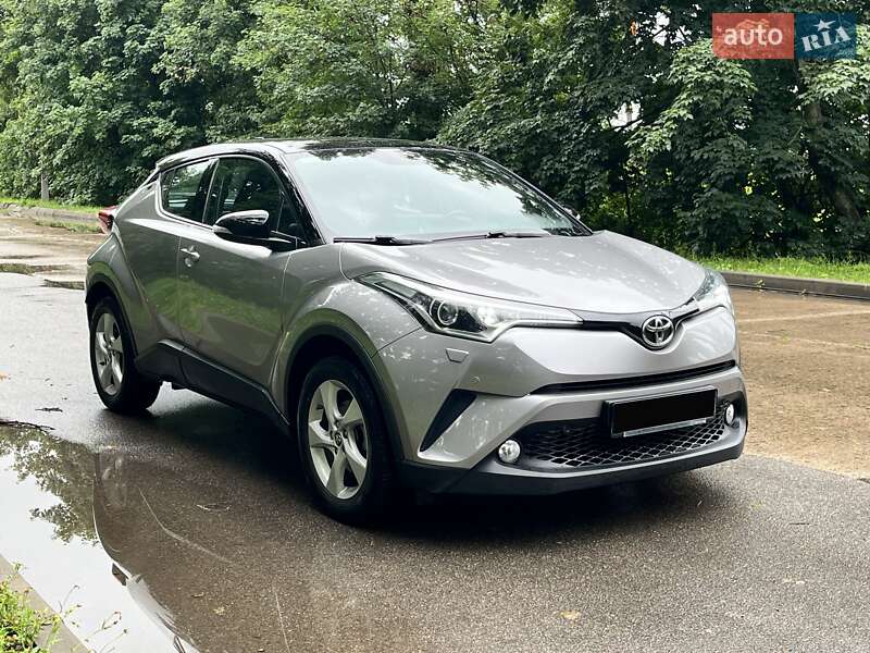 Toyota C-hr (2016)