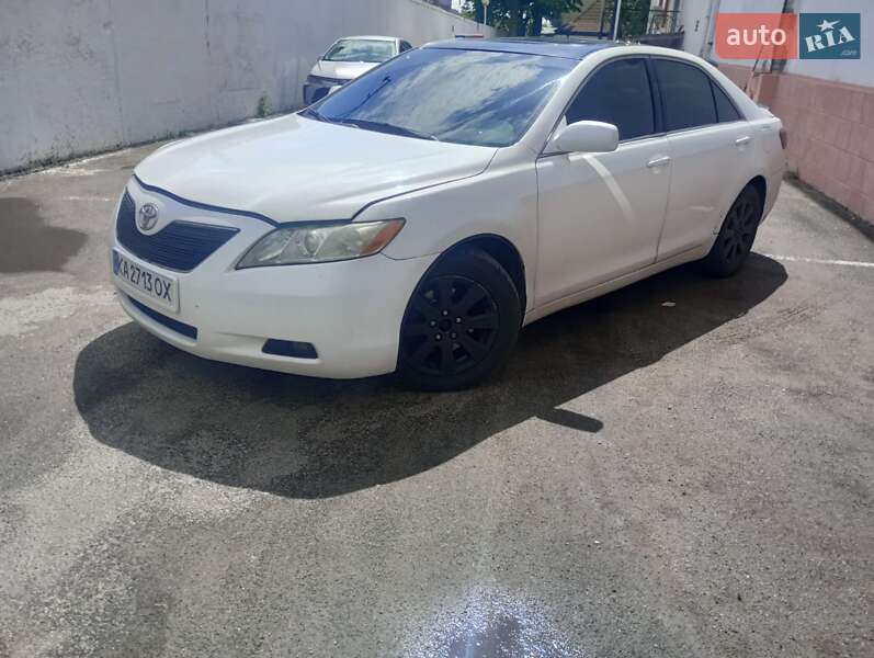 Toyota Camry (2006)