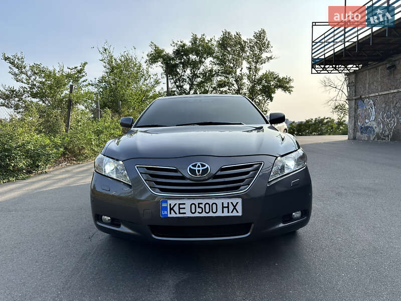 Toyota Camry (2008)