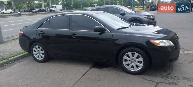 Toyota Camry (2008)