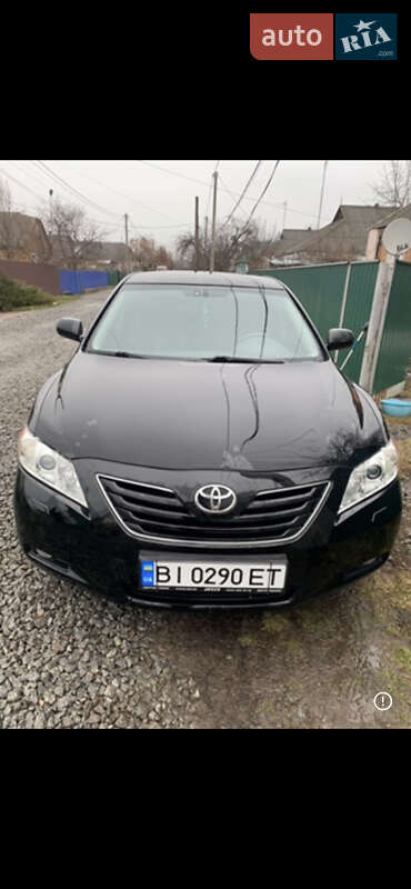 Toyota Camry (2008)