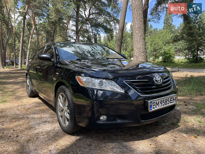 Toyota Camry (2008)