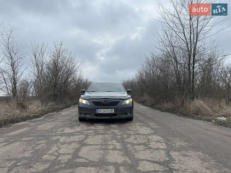 Toyota Camry (2008)