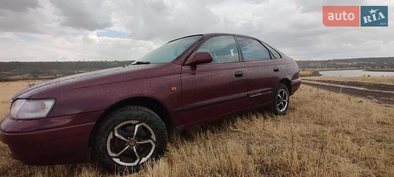 Toyota Carina e (1994)