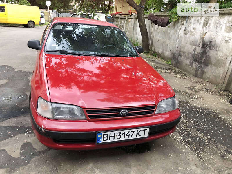 Toyota Carina (1992)