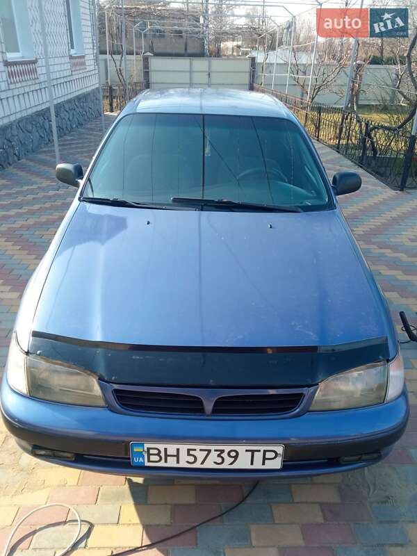 Toyota Carina (1996)