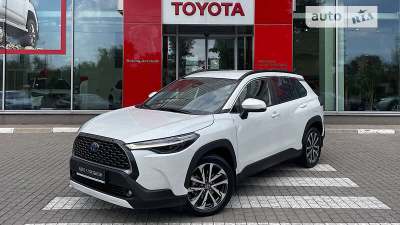 Toyota Corolla cross hybrid (2022)