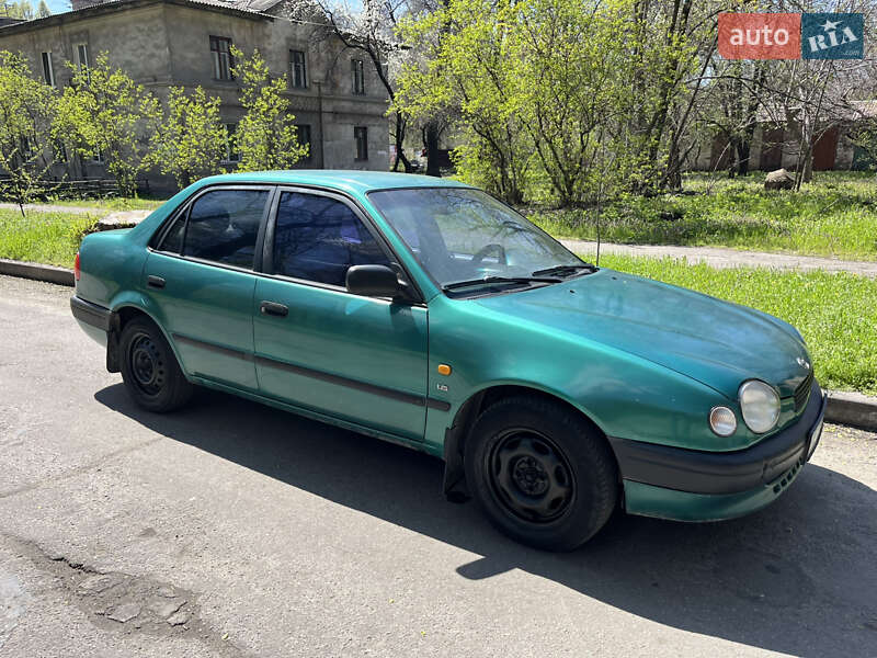 Toyota Corolla (1997)