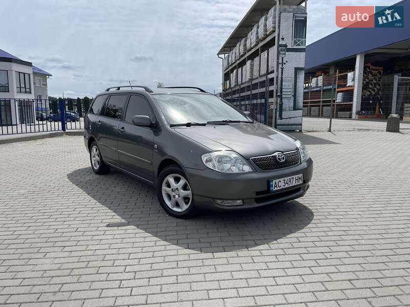 Toyota Corolla (2003)