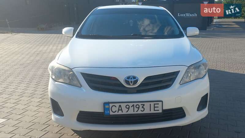Toyota Corolla (2013)