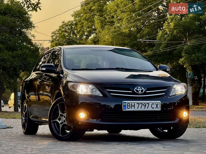 Toyota Corolla (2013)