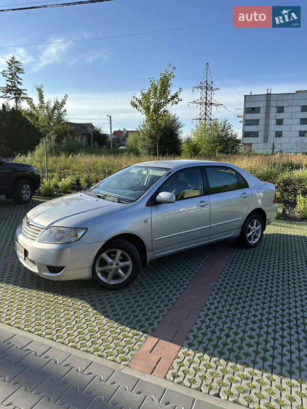Toyota Corolla (2005)