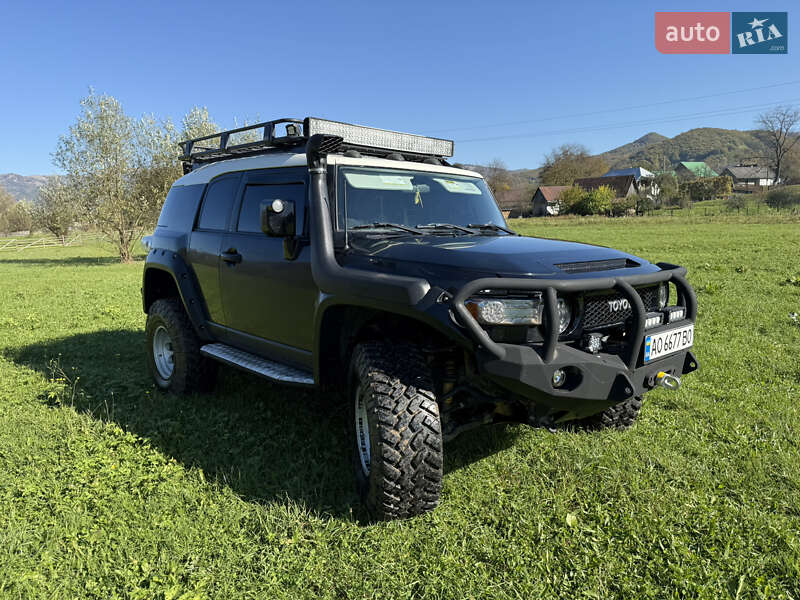 Toyota Fj cruiser (2008)