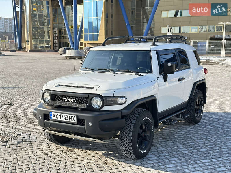 Toyota Fj cruiser (2008)