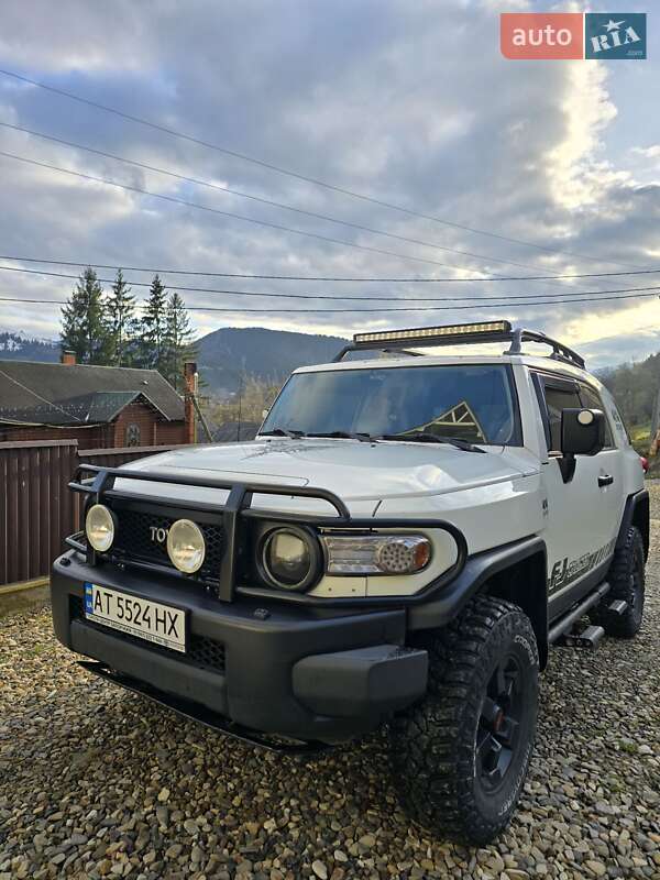 Toyota Fj cruiser (2008)