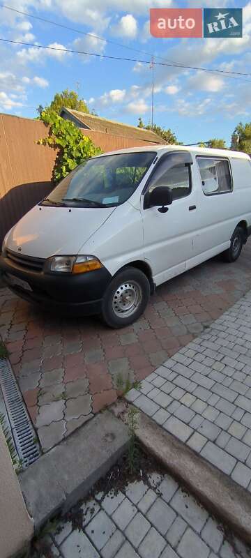 Toyota Hiace (1999)