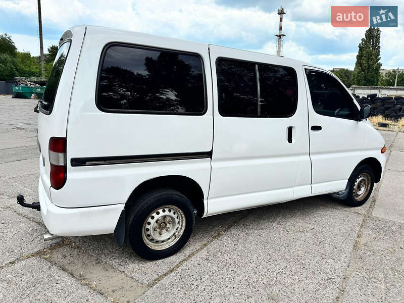 Toyota Hiace (1996)