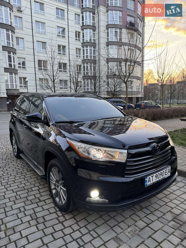 Toyota Highlander (2014)