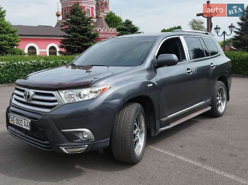Toyota Highlander (2011)