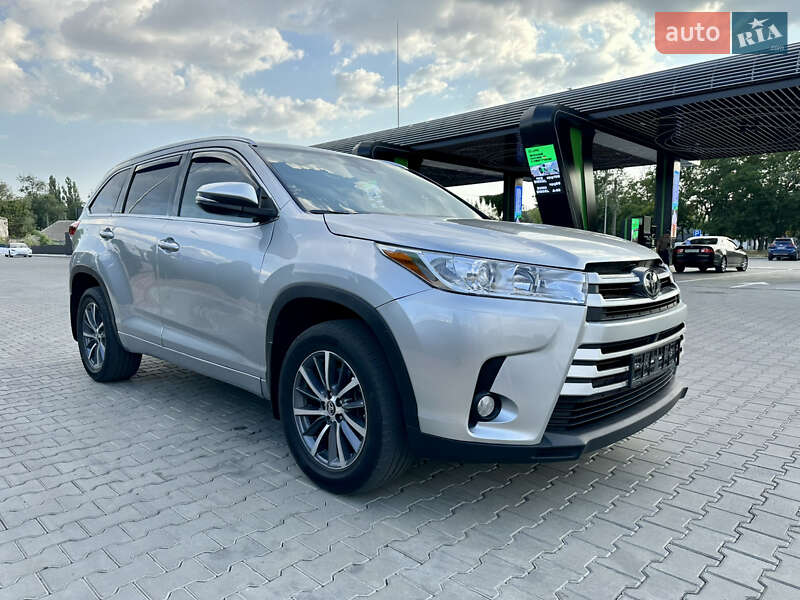 Toyota Highlander (2017)