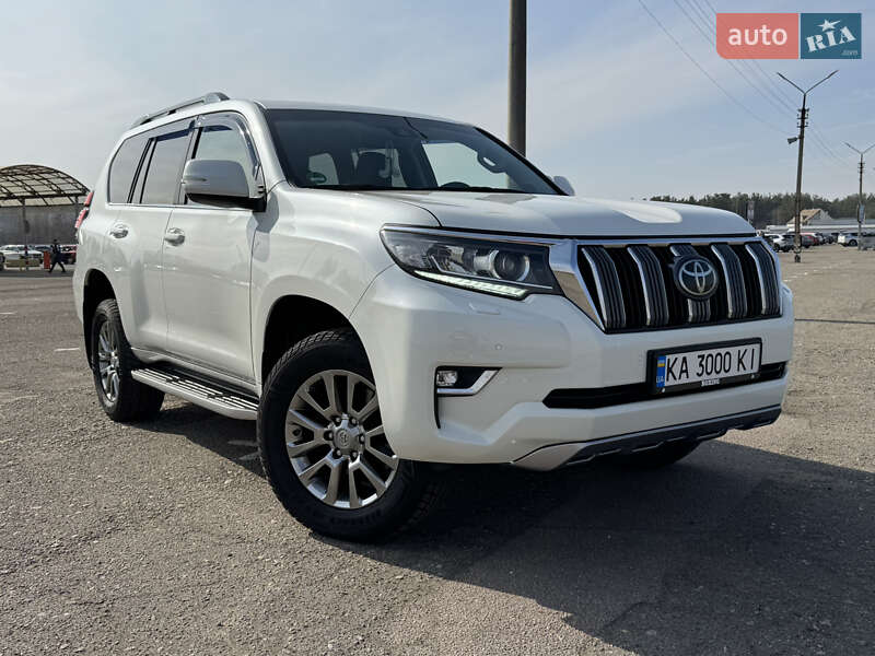 Toyota Land cruiser prado (2019)