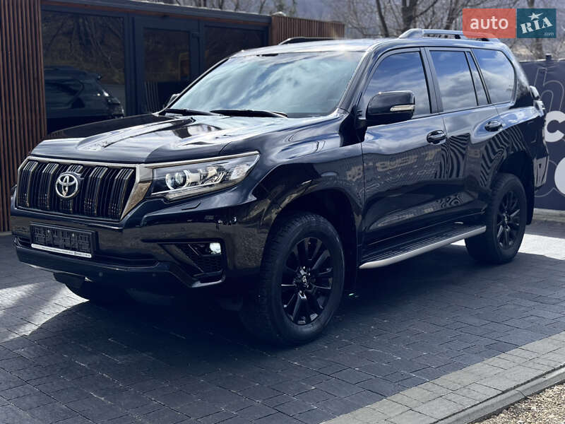 Toyota Land cruiser prado (2021)