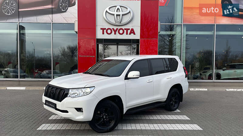 Toyota Land cruiser prado (2019)
