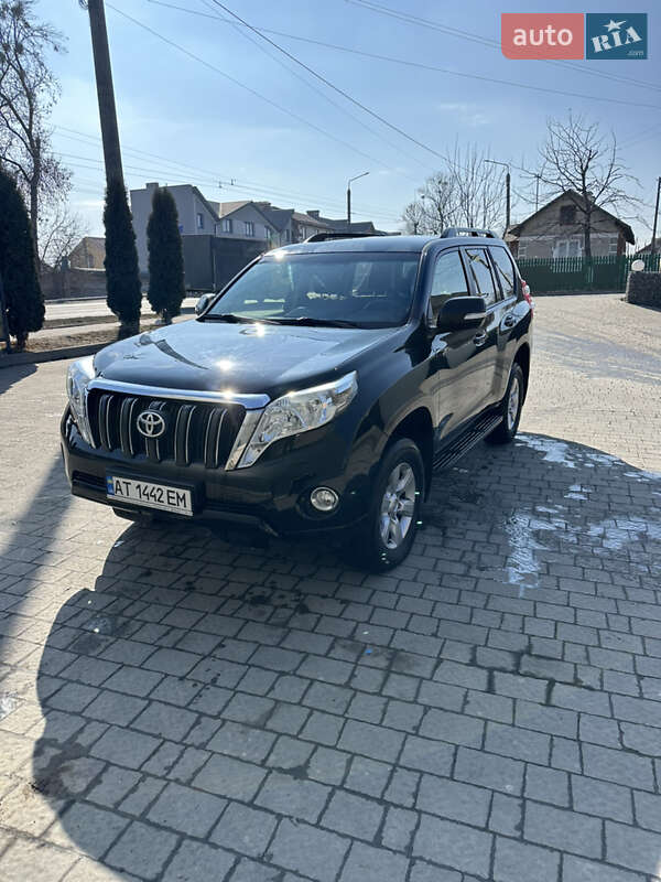 Toyota Land cruiser prado (2017)