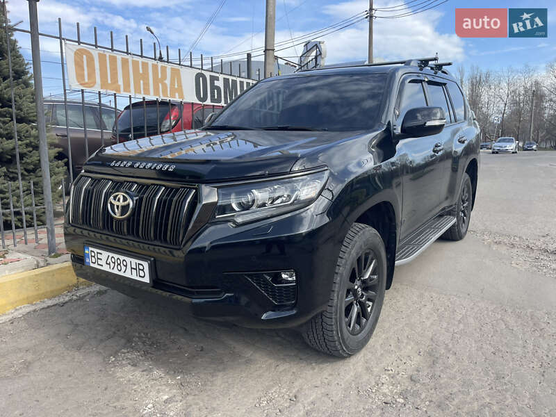 Toyota Land cruiser prado (2021)