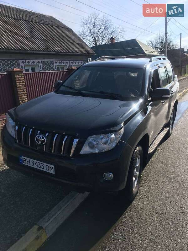 Toyota Land cruiser prado (2011)