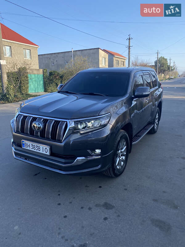 Toyota Land cruiser prado (2020)