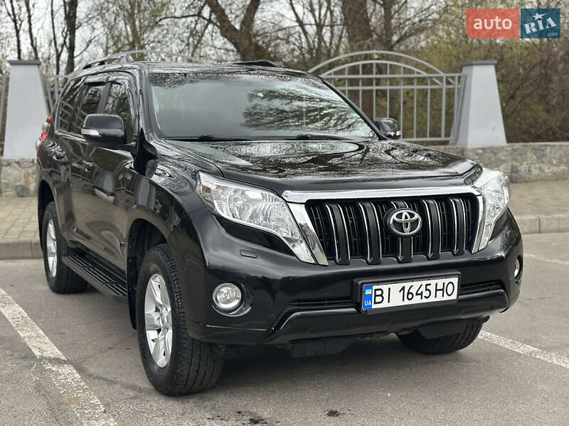 Toyota Land cruiser prado (2017)