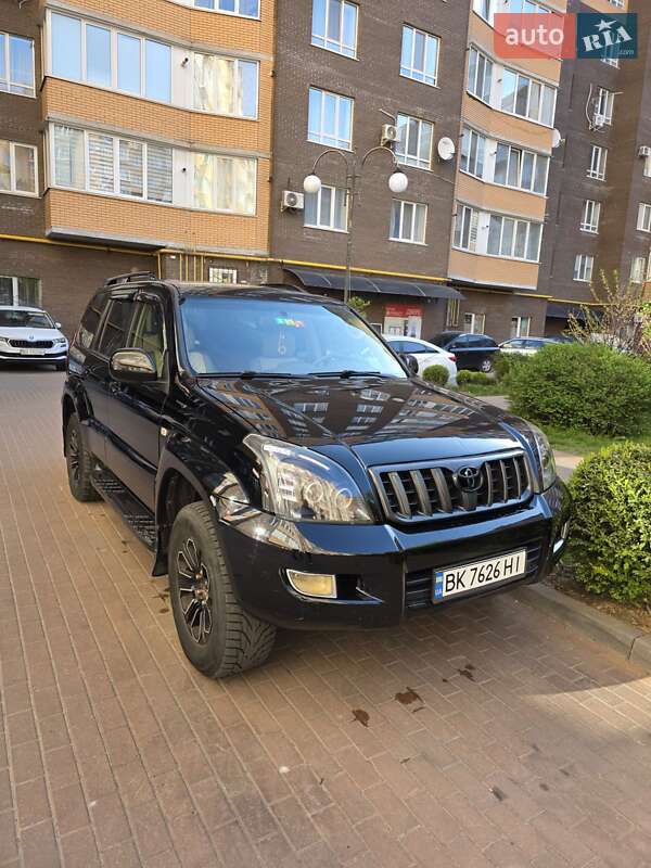 Toyota Land cruiser prado (2005)