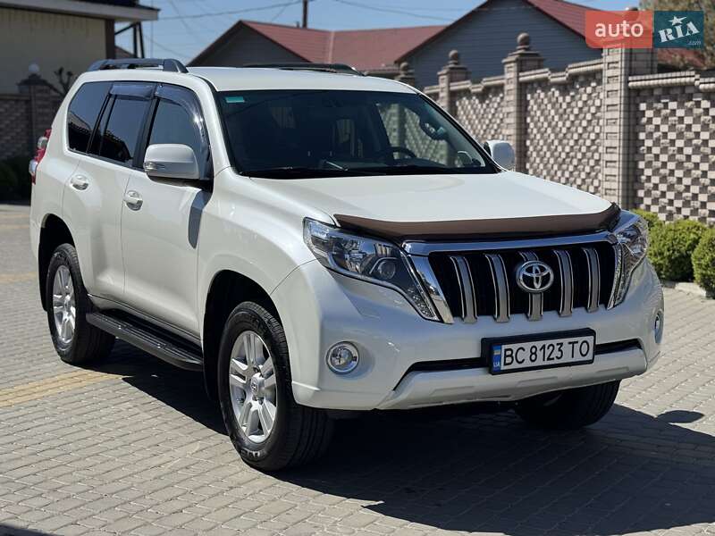 Toyota Land cruiser prado (2013)