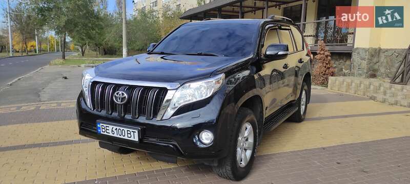 Toyota Land cruiser prado (2017)