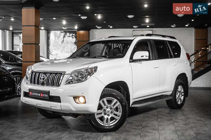 Toyota Land cruiser prado (2013)
