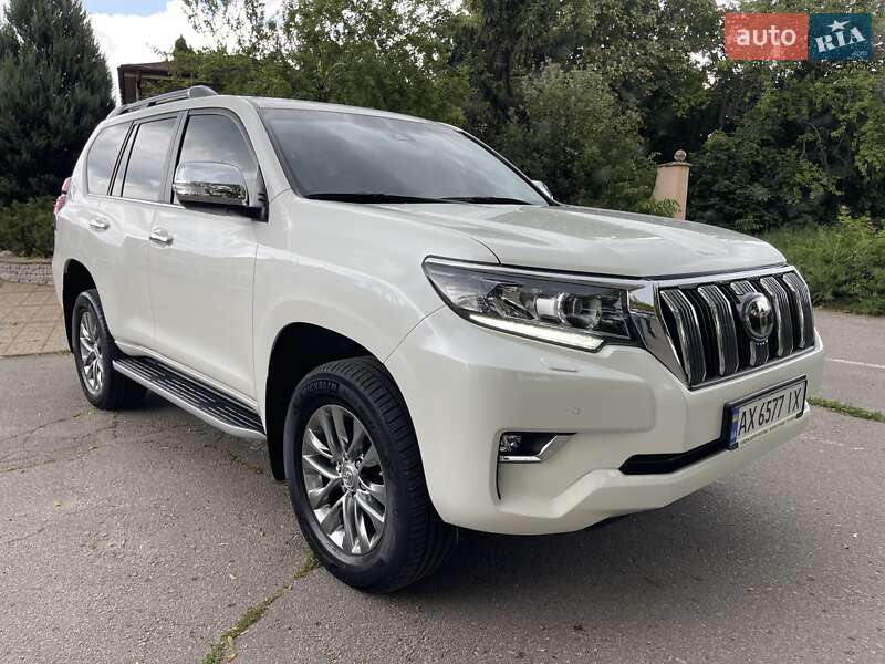 Toyota Land cruiser prado (2020)