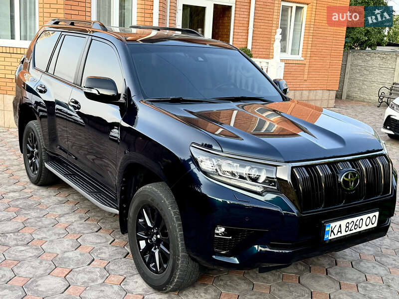 Toyota Land cruiser prado (2021)
