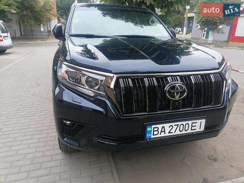 Toyota Land cruiser prado (2020)