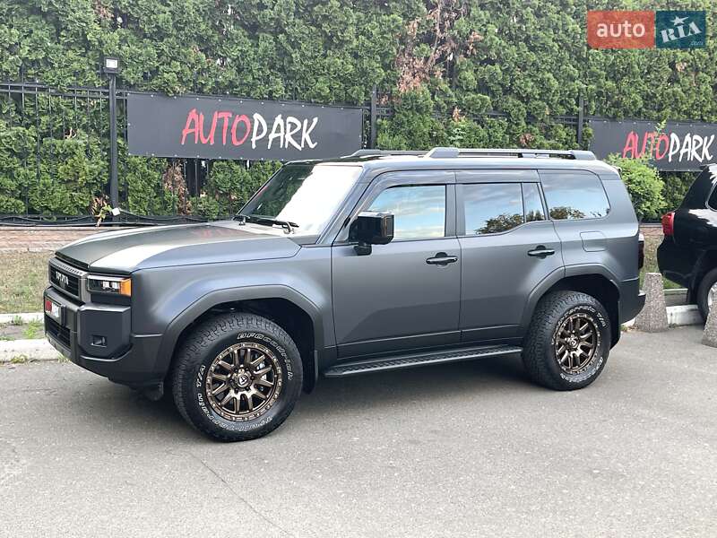 Toyota Land cruiser prado (2024)