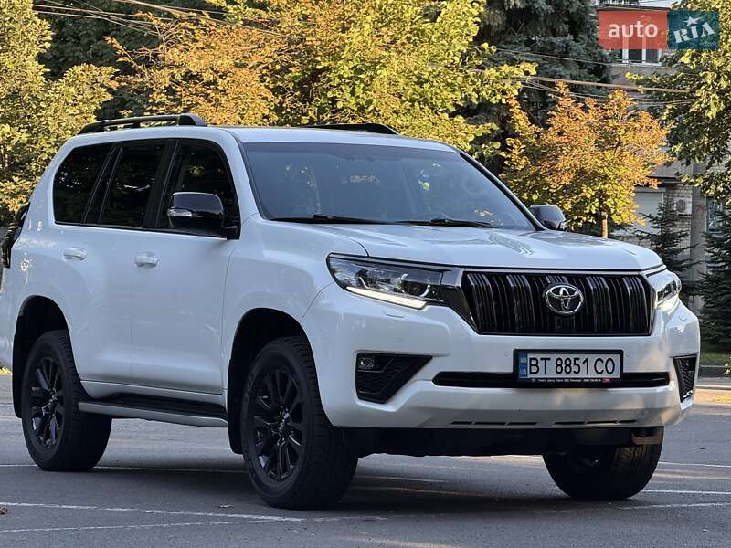Toyota Land cruiser prado (2021)