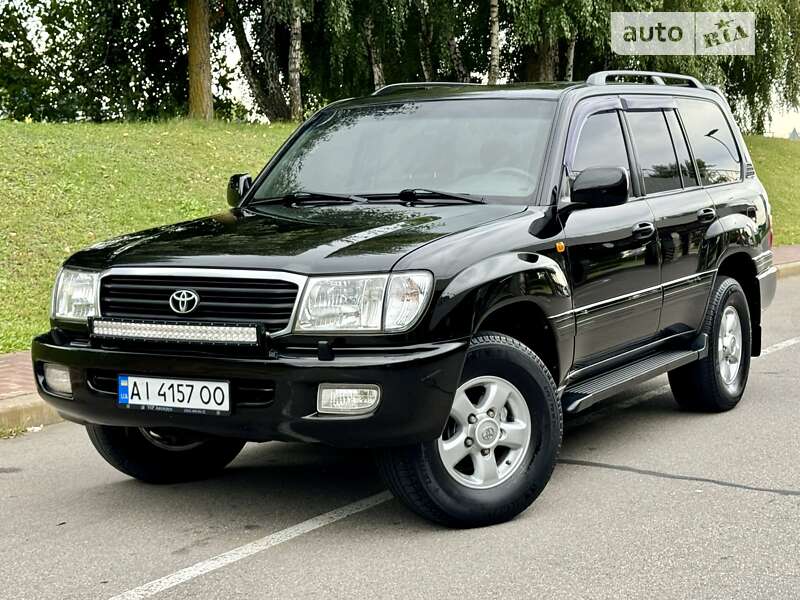 Toyota Land cruiser 100 (2002)