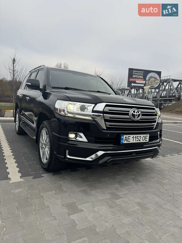Toyota Land cruiser (2019)